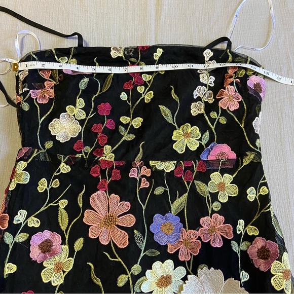 NWOT Lulus Thriving Energy Black 3D Floral Embroidered Lace-Up Midi Dress - Picture 10 of 13